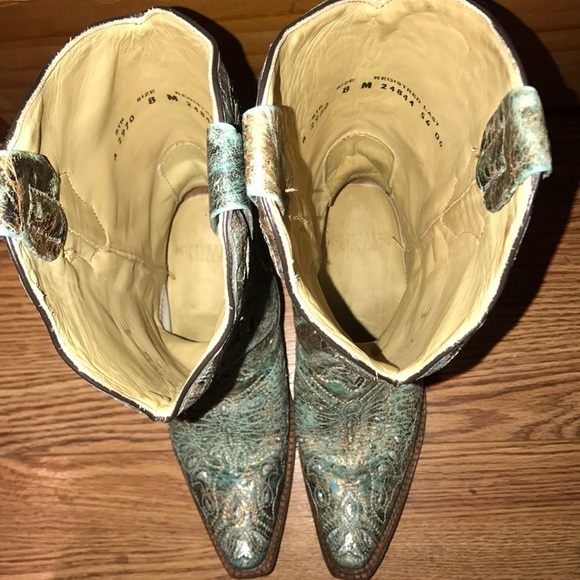 Corral Women's Turquoise Cowgirl Boots - Snip Toe - Picture 2 of 5